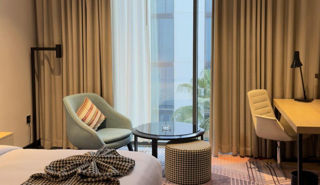 Verduisteringsstoffen - Brandvertragende gordijnen - vlamvertragende gordijnen