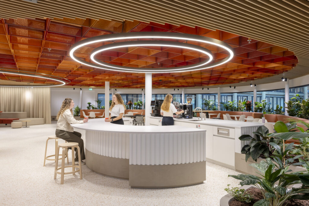 JEWEL Project Kantoorpand Amsterdam Plafond afgerond 2